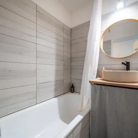 Semesterbostad Vue Spectaculaire, Beau T3, 6 Pers, Piscine Parking *