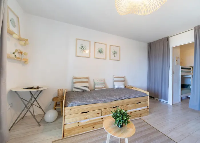 Vue Spectaculaire, Beau T3, 6 Pers, Piscine Parking Tatil Evi Saint-Mandrier-sur-Mer