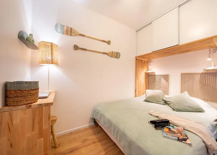 Vue Spectaculaire, Beau T3, 6 Pers, Piscine Parking Tatil Evi Saint-Mandrier-sur-Mer